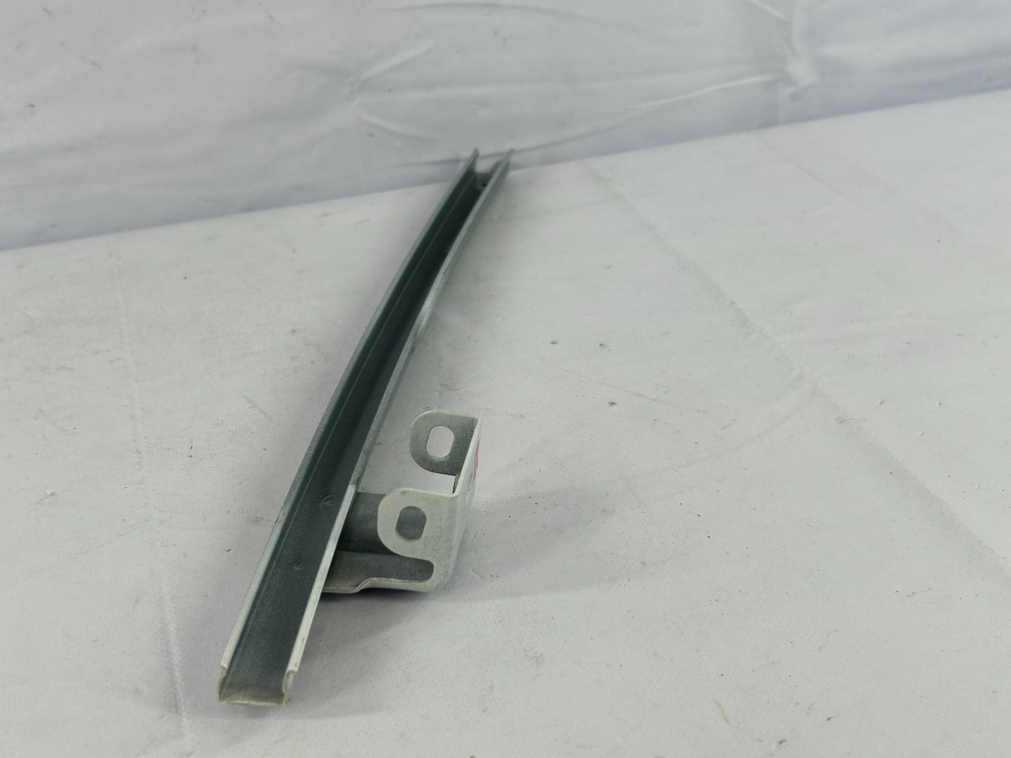 1998-2007 Toyota Land Cruiser Front Right Side Door Window Guide OEM