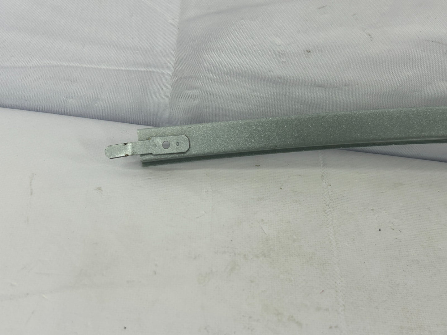 1998-2007 Toyota Land Cruiser Front Right Side Door Window Guide OEM