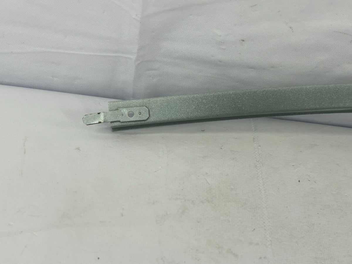 1998-2007 Toyota Land Cruiser Front Right Side Door Window Guide OEM 67403-60080