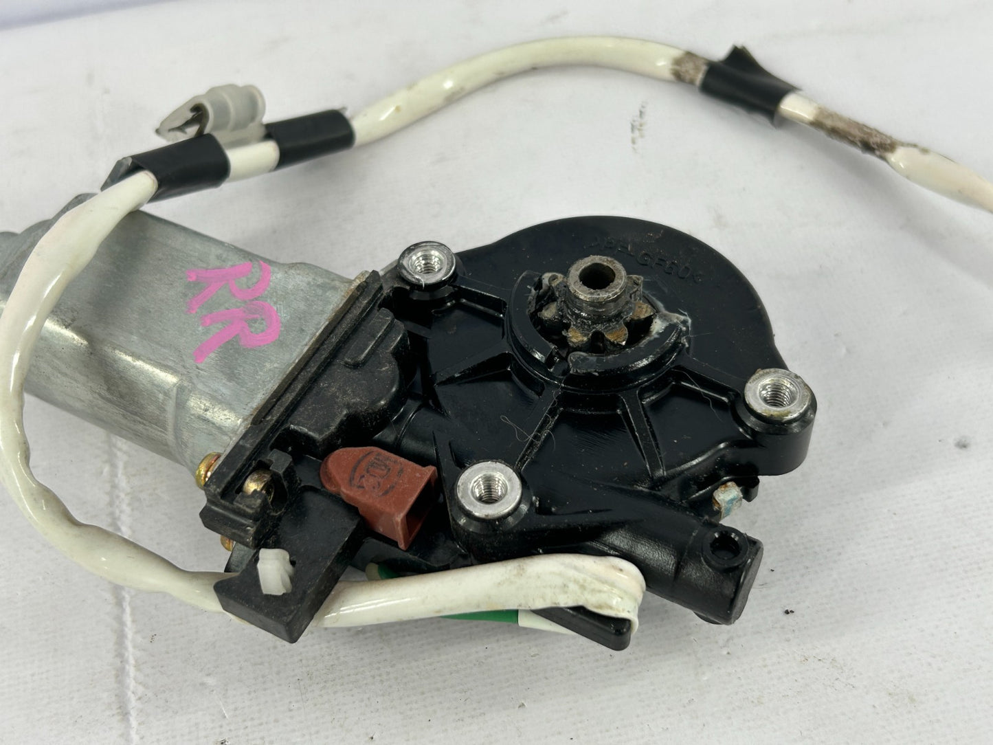 98-01 Toyota Land Cruiser Rear Right Door Window Regulator Motor OEM 85720-60110