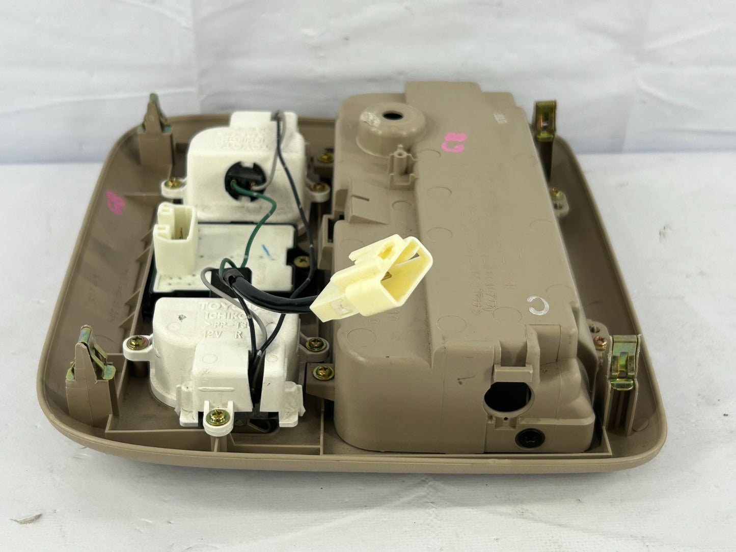 98-02 Toyota Land Cruiser Front Roof Overhead Dome Light Lamp W/ Switch OEM.