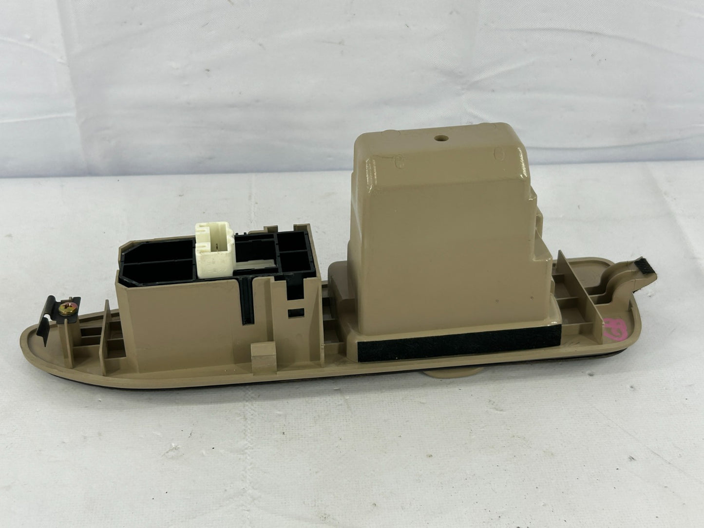 98-01 Toyota Land Cruiser Rear Left Door Switch Panel Armrest OEM 74204-60060-A0
