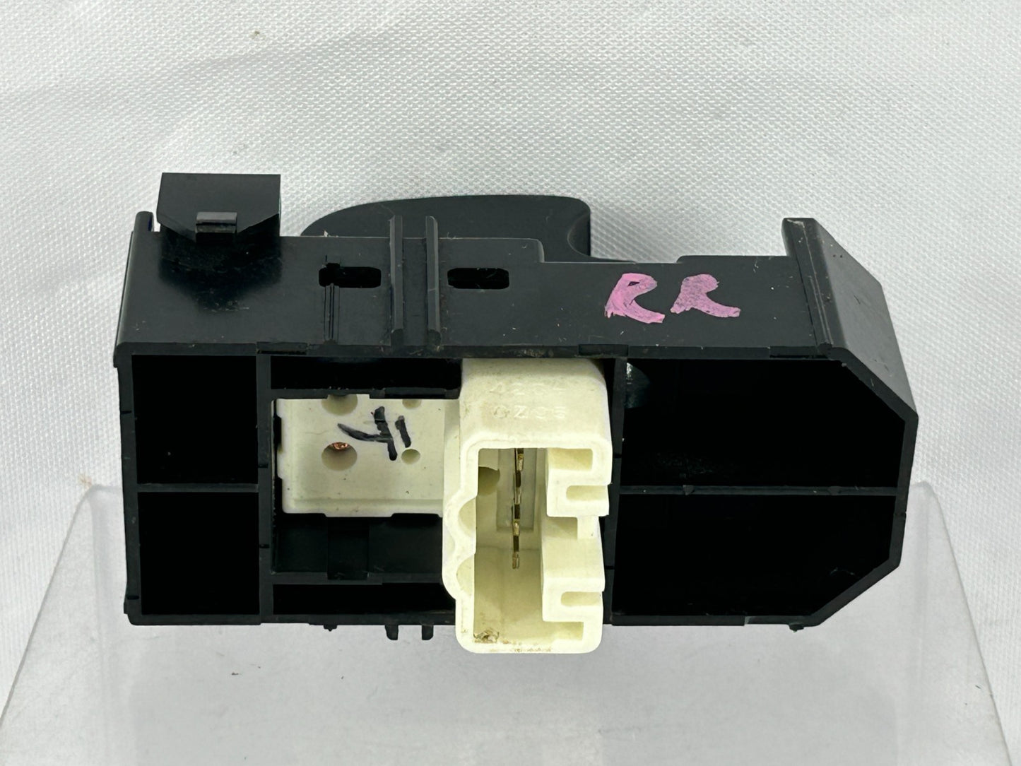 1998-2001 Toyota Land Cruiser Rear Right Door Window Switch OEM 84810-60050