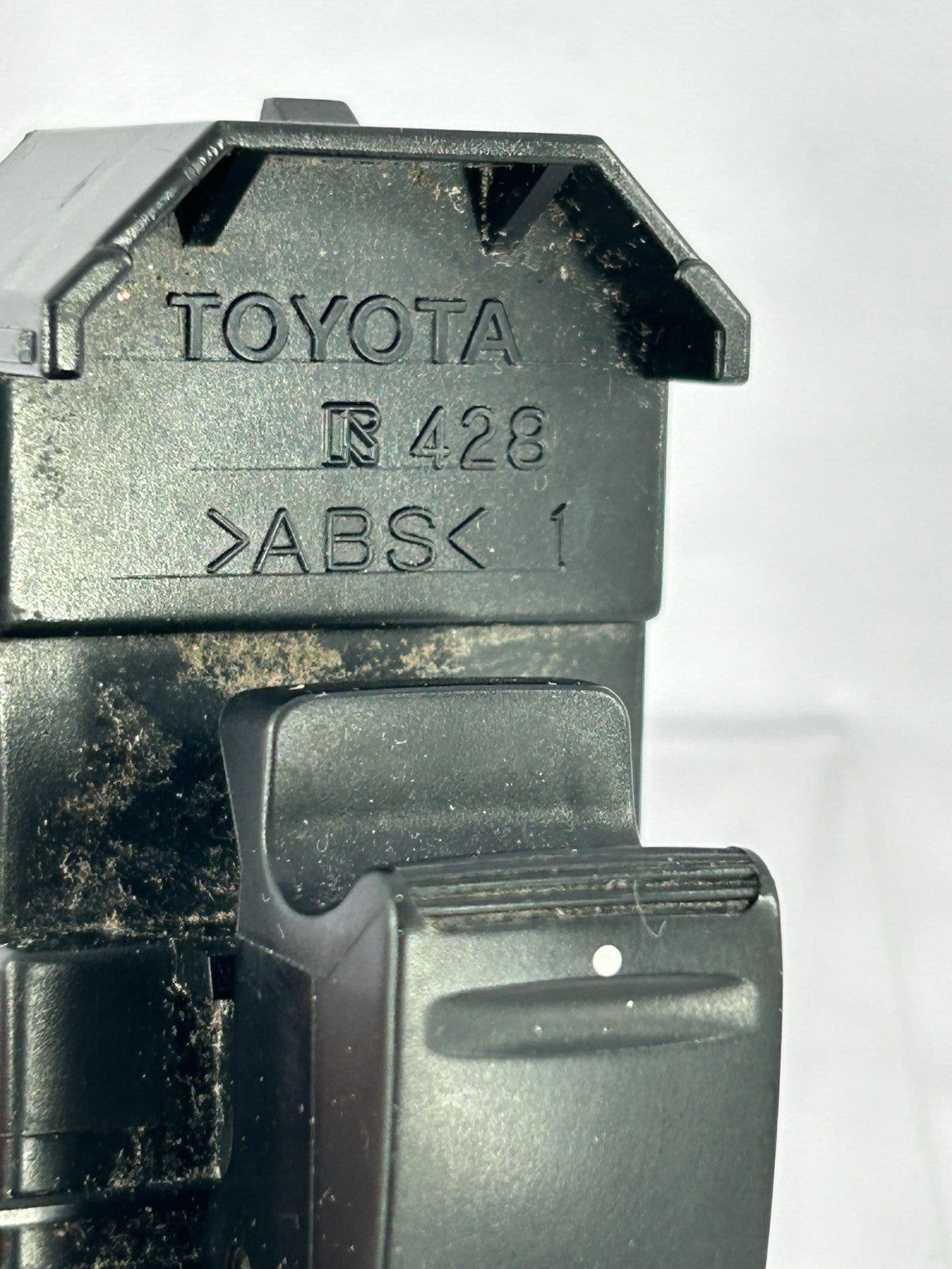 1998-2001 Toyota Land Cruiser Front Right Door Window Switch OEM 84810-60050