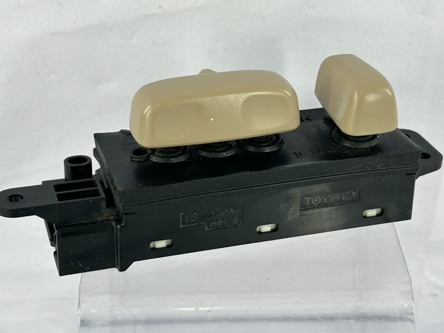 98-07 Toyota Land Cruiser Front Right Seat Position Switch Beige OEM 84922-60090