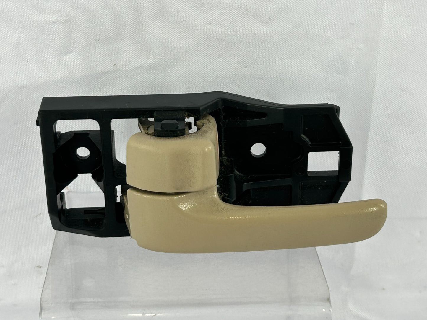 1998-2003 Toyota Land Cruiser Front Left Inner Door Handle Beige OEM 69206-30150