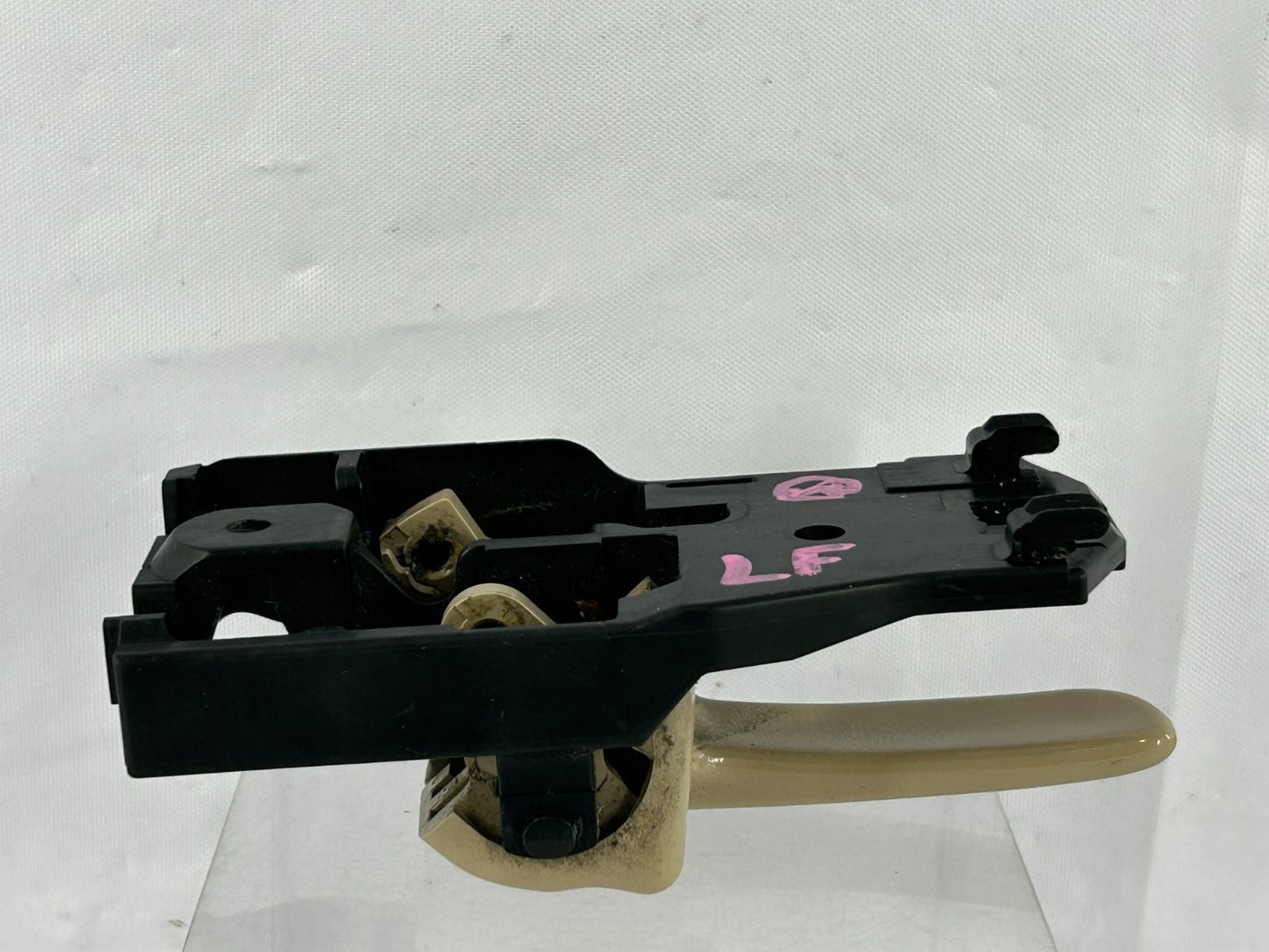 1998-2003 Toyota Land Cruiser Front Left Inner Door Handle Beige OEM 69206-30150
