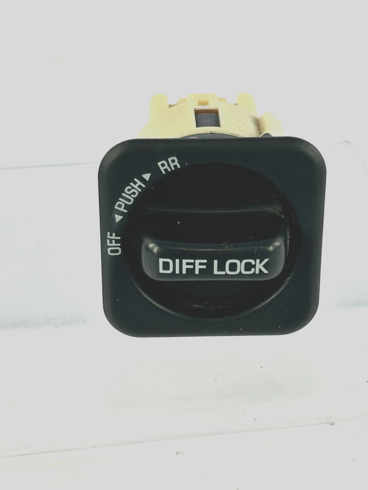 1998-2003 Toyota Land Cruiser Differential Lock Switch Button OEM 84725-60030