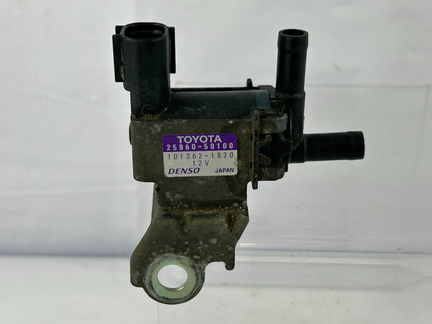 98-06 Toyota Land Cruiser Vacuum Switching Valve Purge Solenoid OEM 25860-50100