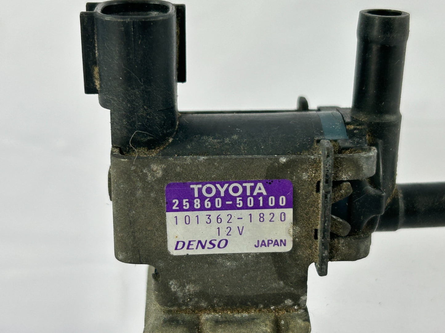 98-06 Toyota Land Cruiser Vacuum Switching Valve Purge Solenoid OEM 25860-50100