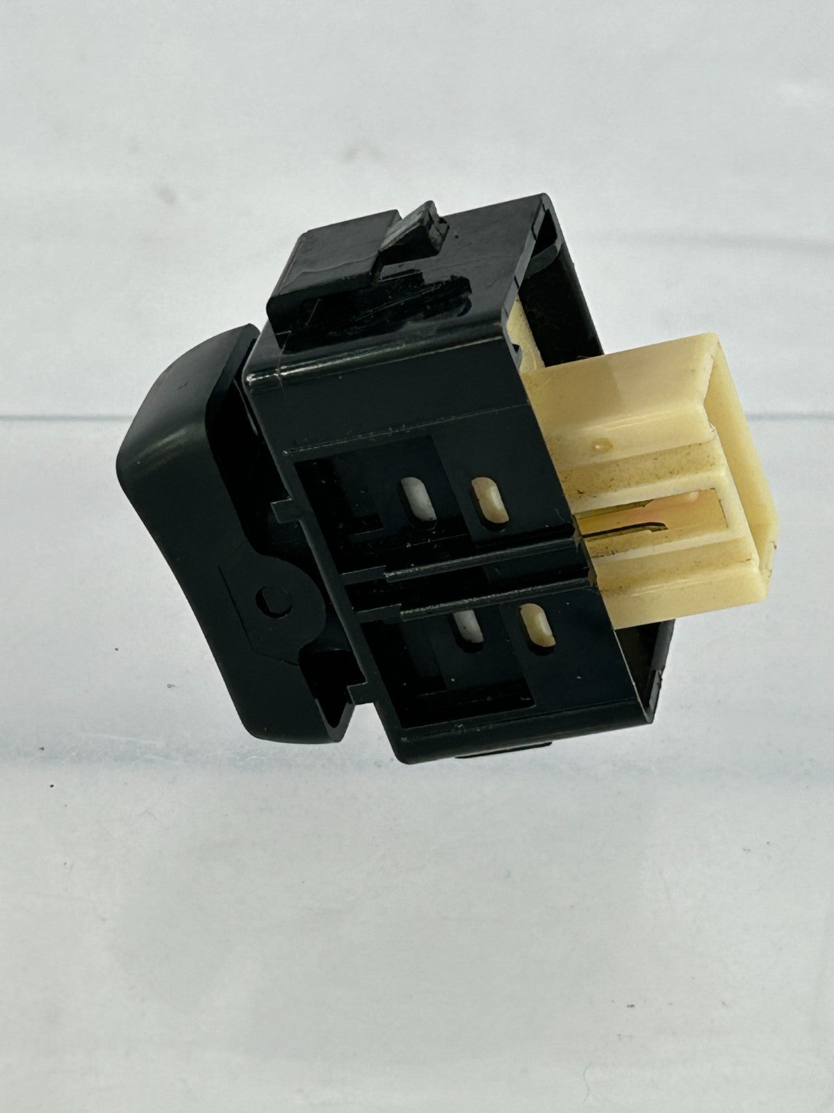 98-03 Toyota Land Cruiser Front Right Passenger Door Lock Switch OEM 84930-06011