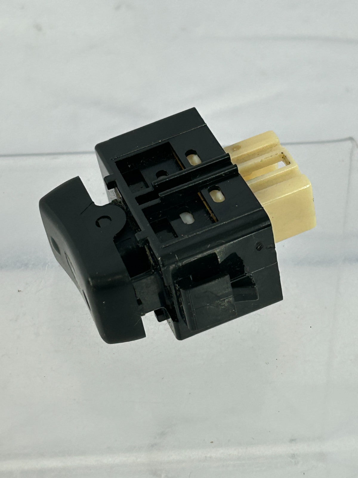 98-03 Toyota Land Cruiser Front Right Passenger Door Lock Switch OEM 84930-06011