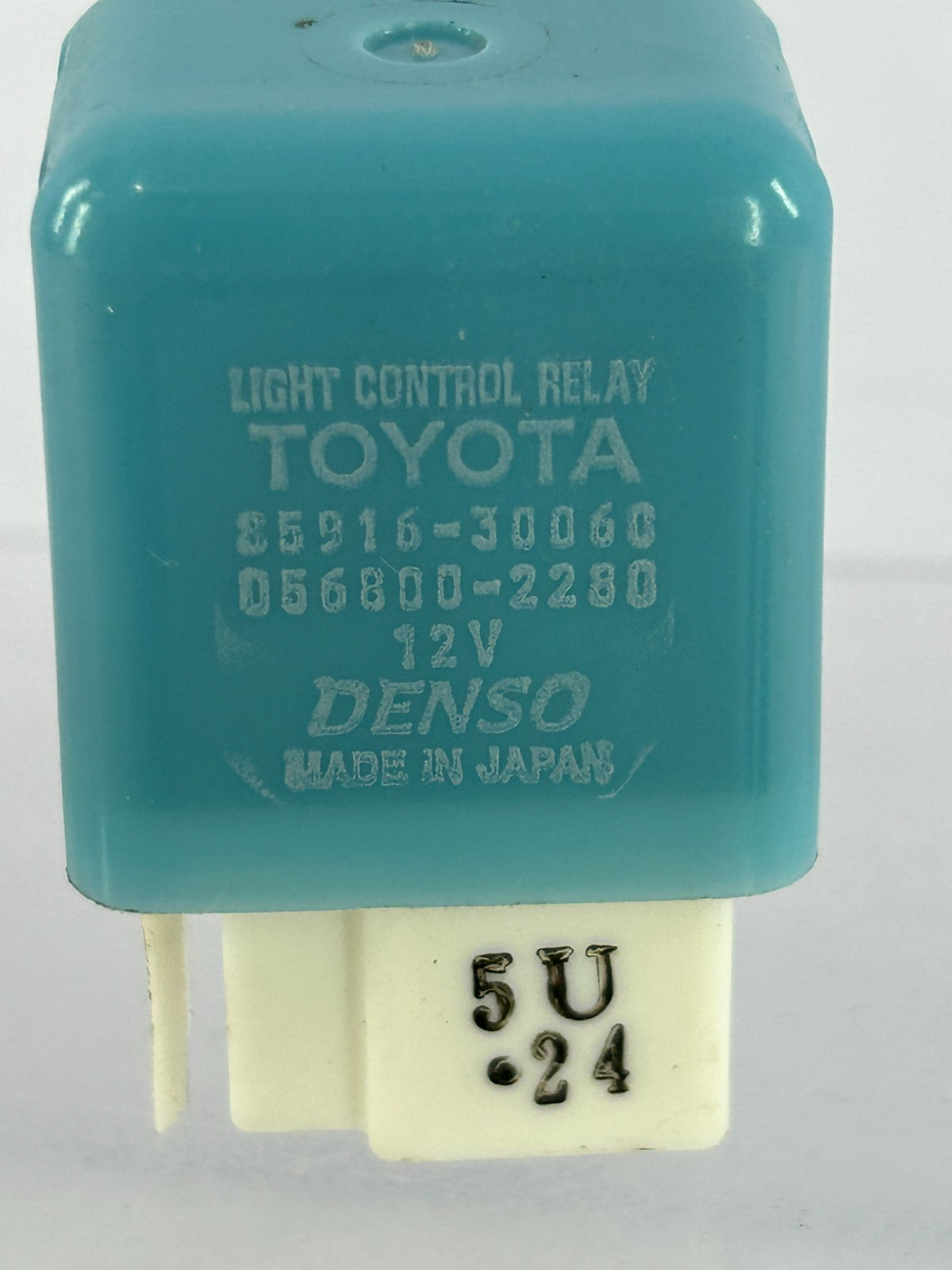 1998-2003 Toyota Land Cruiser Lamp Light Control Relay Unit OEM 85916-30060