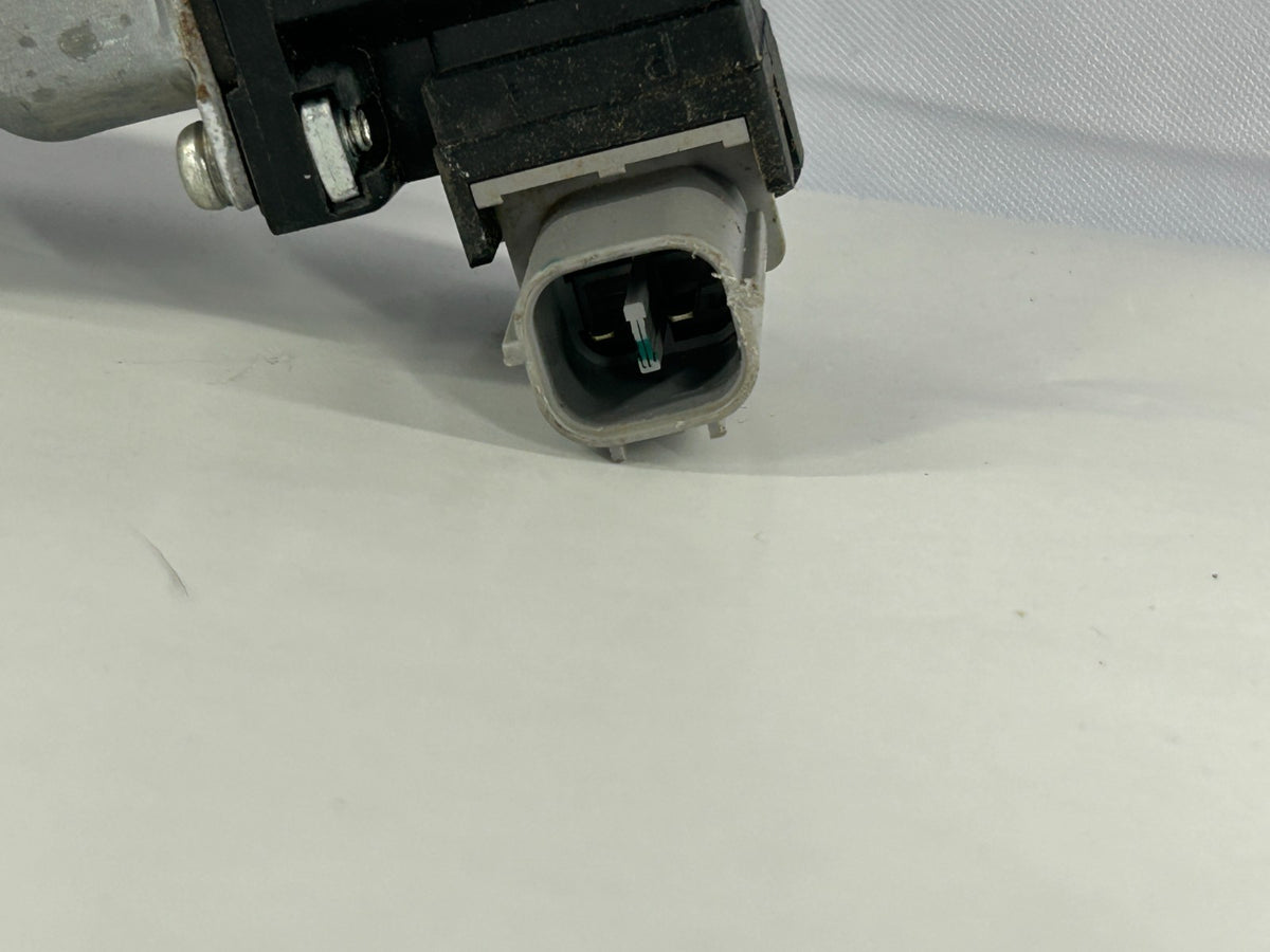 2005-2009 Subaru Legacy Outback Front Right Side Window Motor OEM 61188AG00A