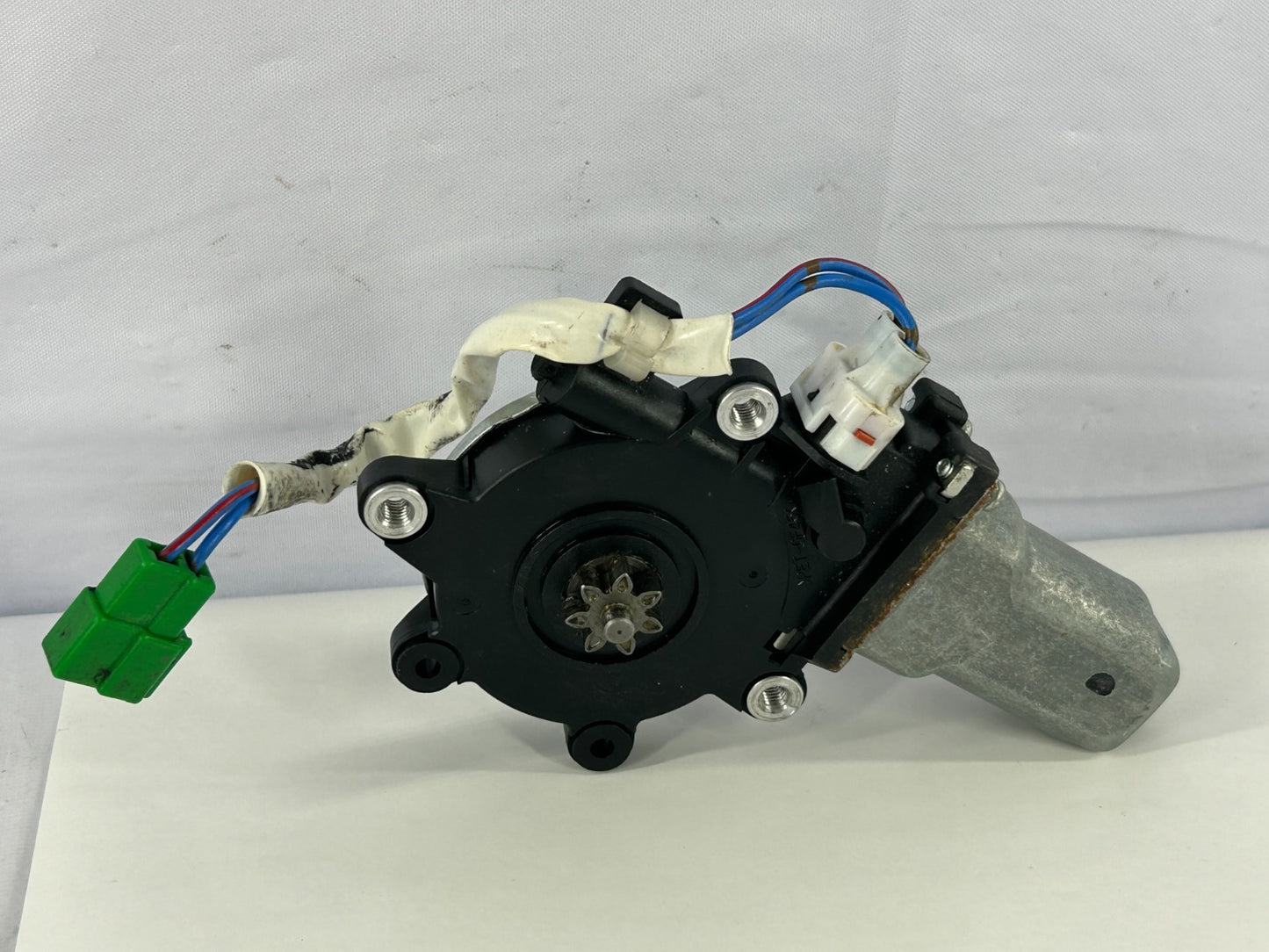 2005-2009 Subaru Outback Rear Left Driver Door Power Window Motor OEM 62188AG01A