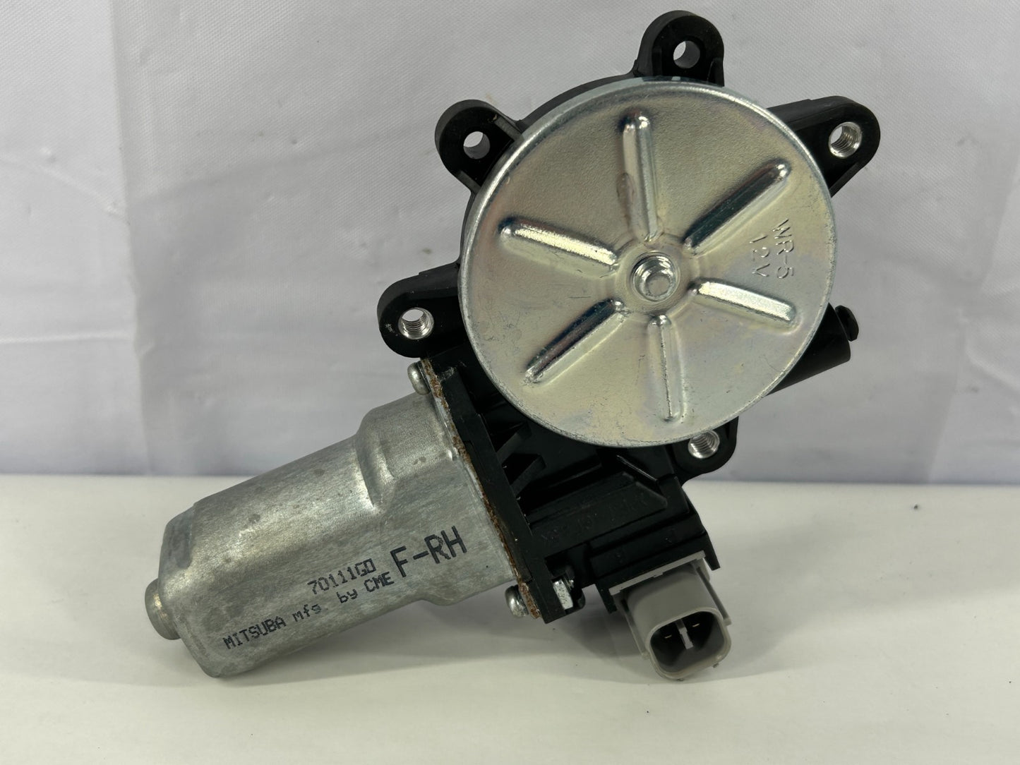 2005-2009 Subaru Outback Front Right Side Power Window Motor OEM 61188AG00A