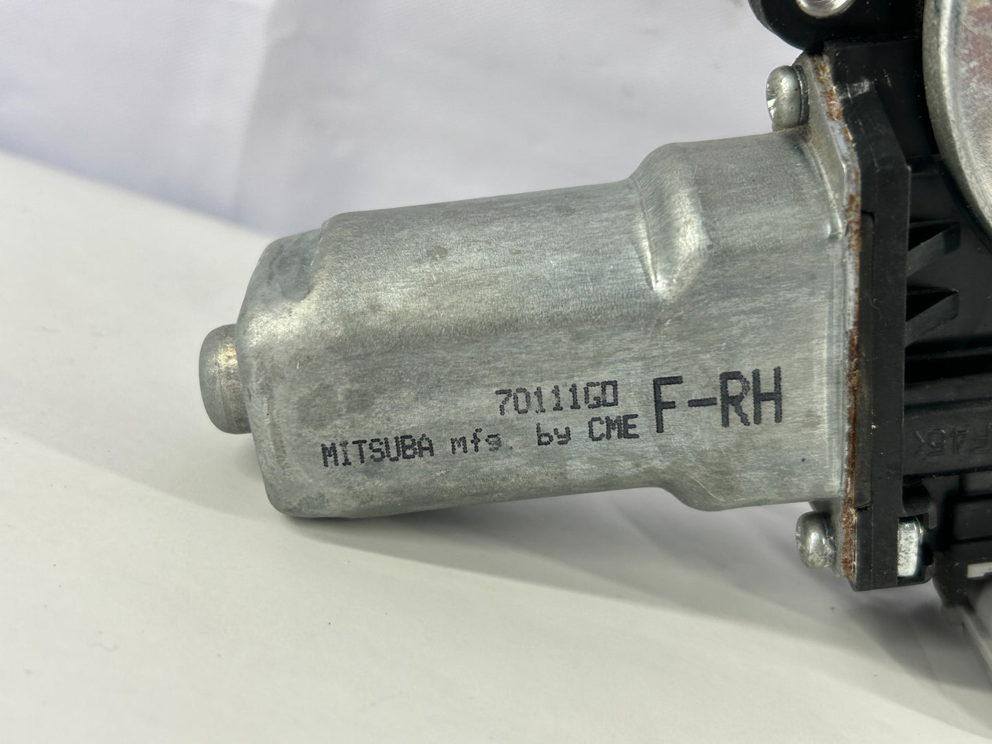 2005-2009 Subaru Outback Front Right Side Power Window Motor OEM 61188AG00A