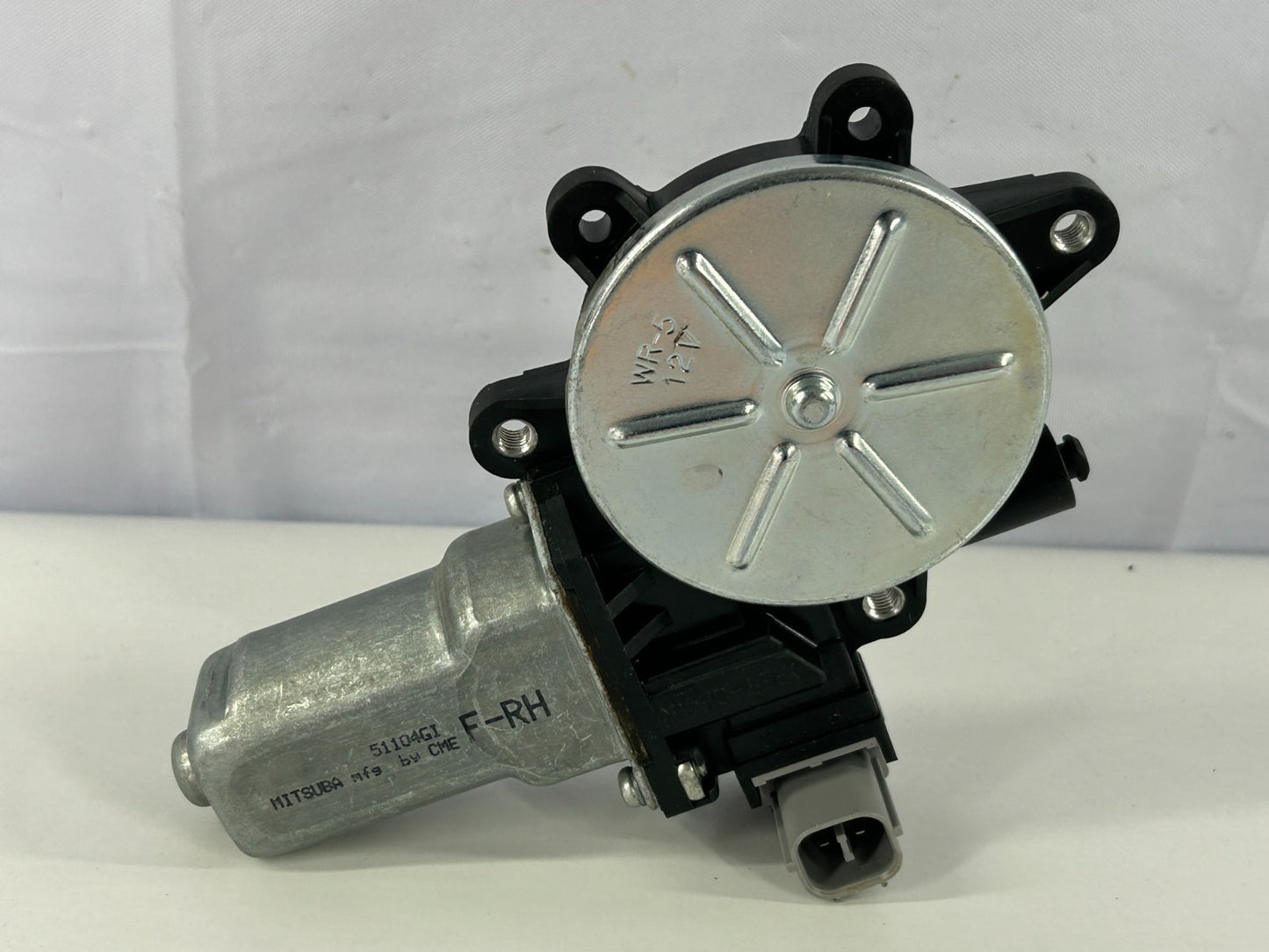 2005-2009 Subaru Outback Front Right Side Power Window Motor OEM 61188AG00A