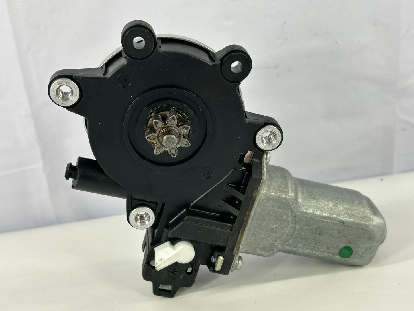 2005-2009 Subaru Outback Front Right Side Power Window Motor OEM 61188AG00A