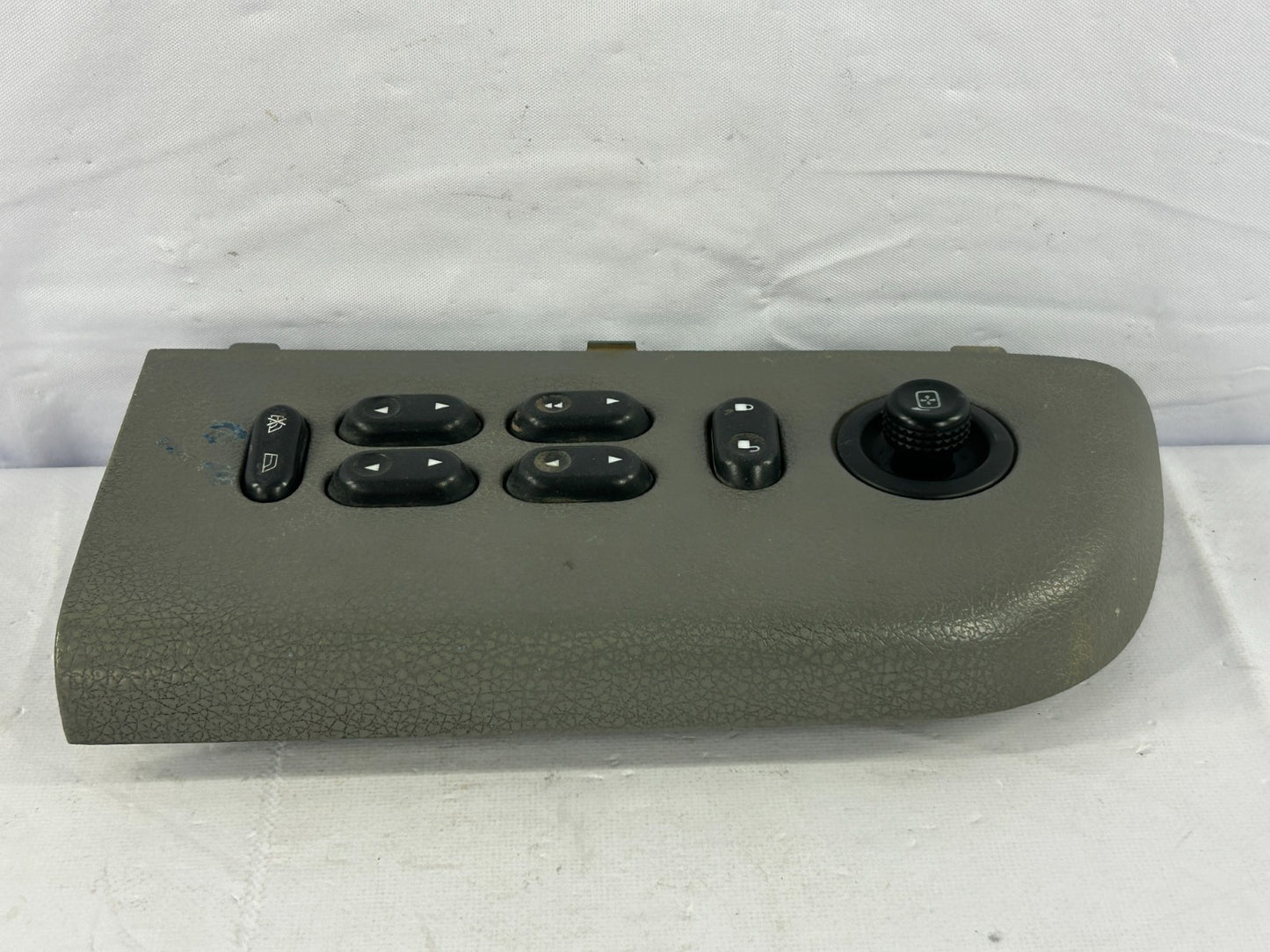 04-08 Ford F-150 Front Left Driver Side Window Switch Bezel OEM 5L1Z-14529-AA