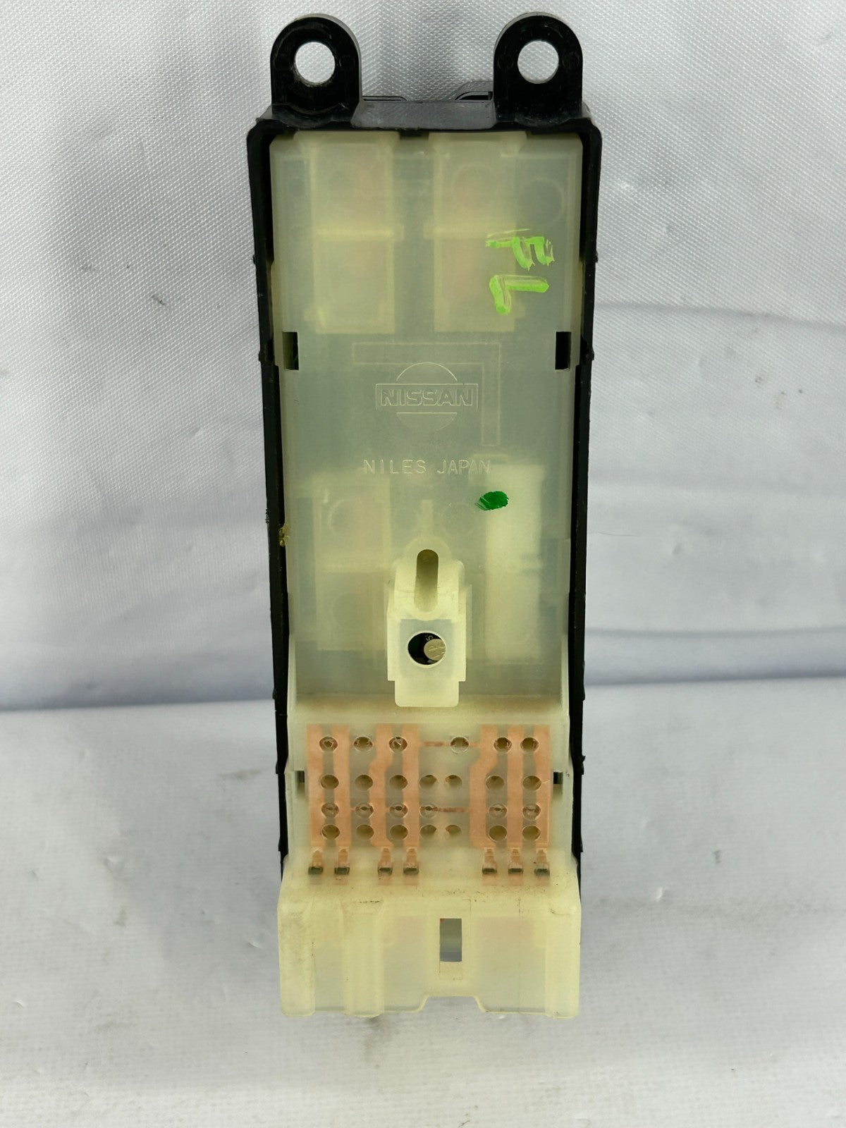 98-02 Subaru Forester Left Front Master Window Control Switch OEM 83081FC000