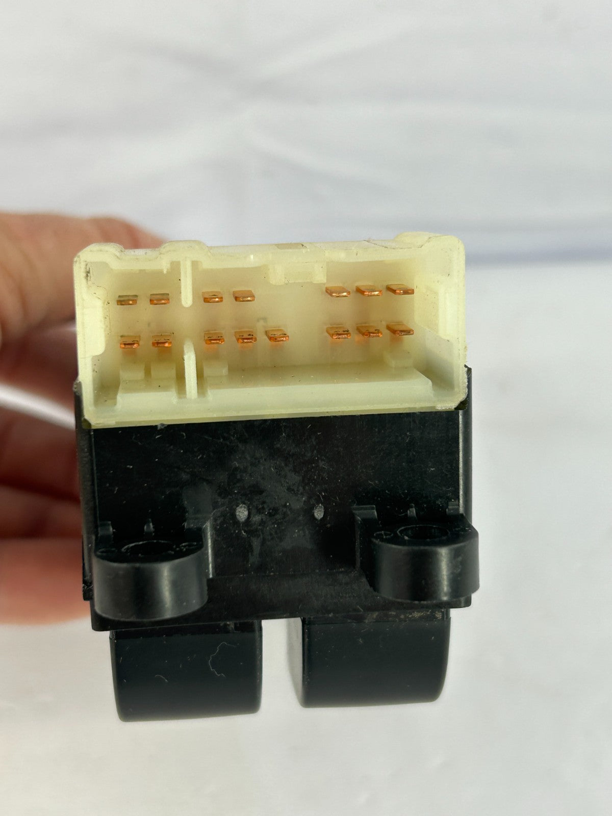 98-02 Subaru Forester Left Front Master Window Control Switch OEM 83081FC000