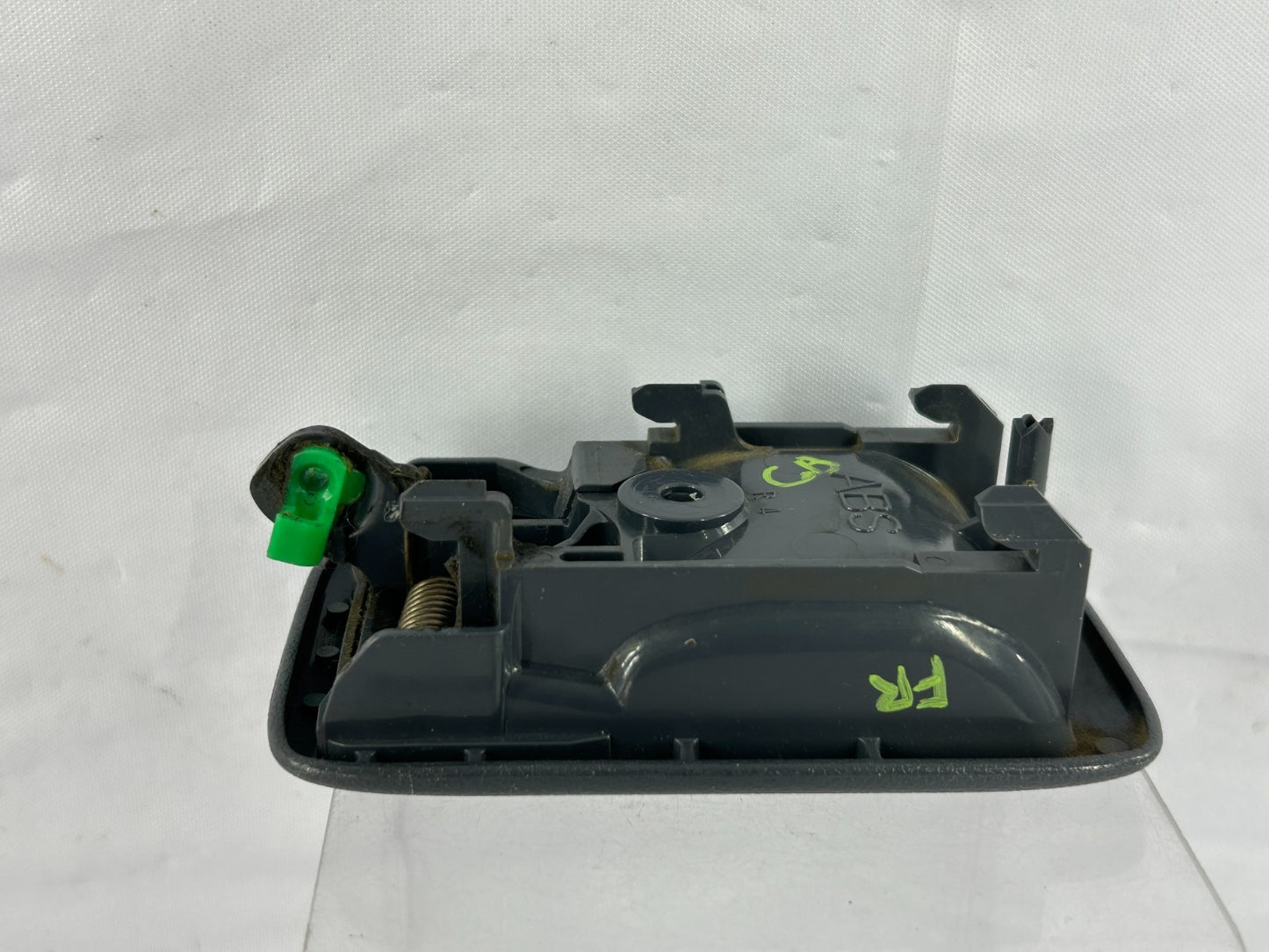 1998-2002 Toyota 4Runner Front Right Side Door Inside Handle OEM 69205-10070-E2
