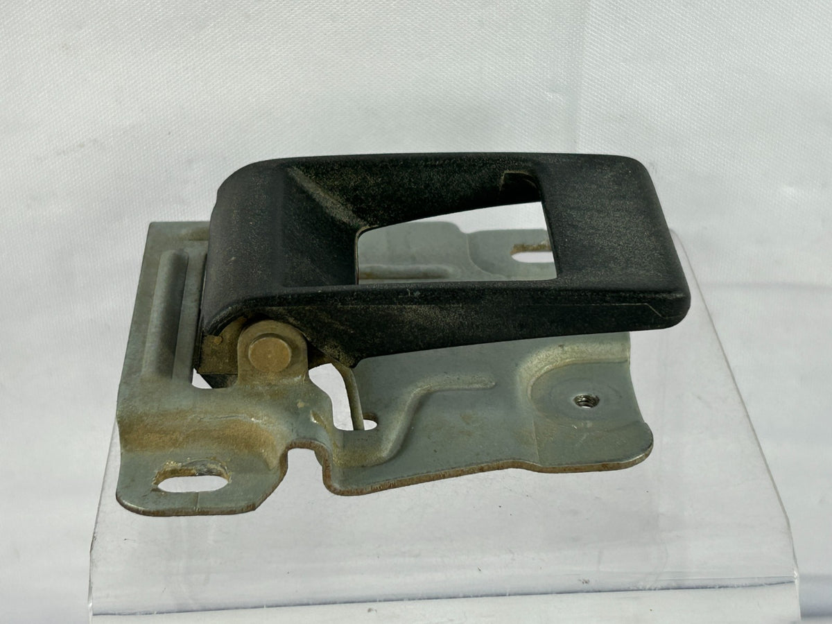 1994-1999 Land Rover Discovery Right Side Inner Trunk Door Handle OEM DBP5842LNF