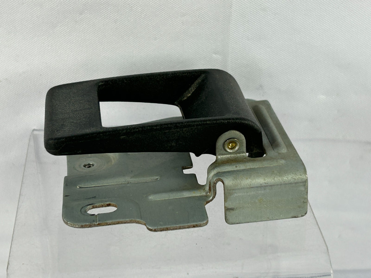 1994-1999 Land Rover Discovery Right Side Inner Trunk Door Handle OEM DBP5842LNF