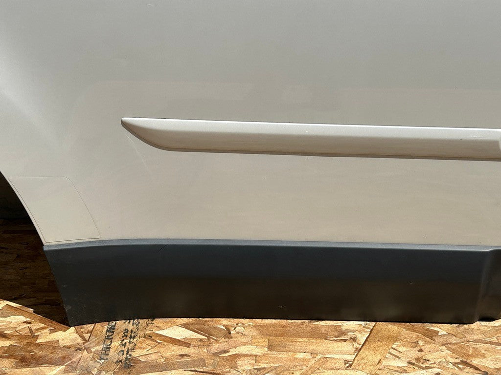 2010-2014 Subaru Outback Right Rear Door Shell Complete Satin White Pearl 37J