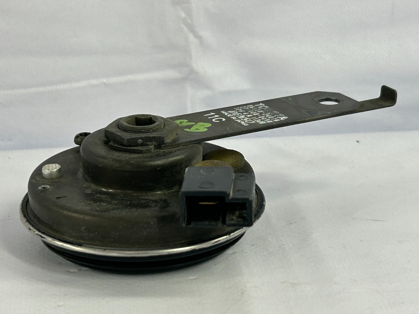 01-07 Toyota Sequoia Tundra Anti-Theft Security Alarm Siren Horn OEM 86510-34010