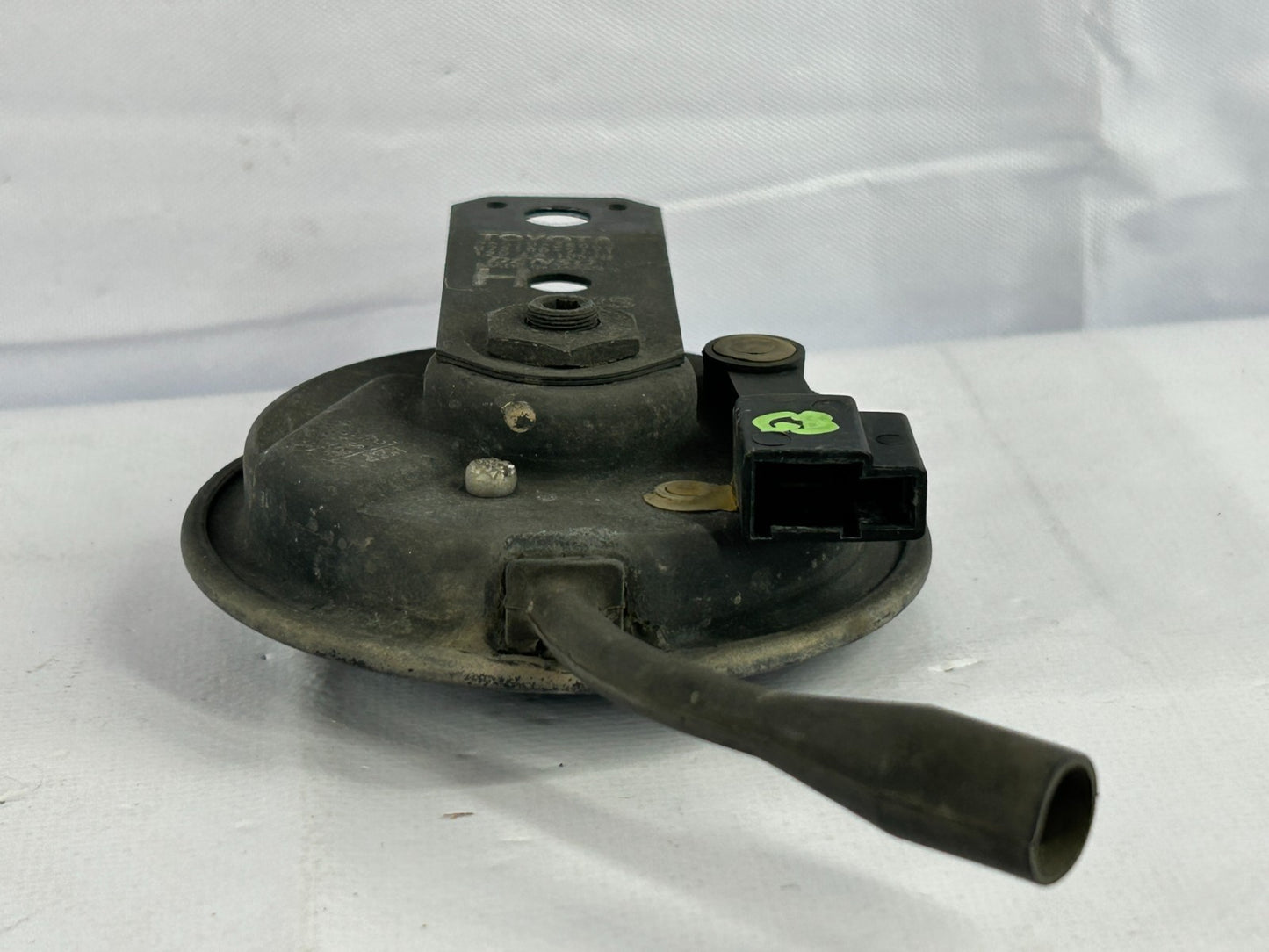1991-1998 Toyota 4Runner High Pitch Note Tone Horn OEM 86510-35050