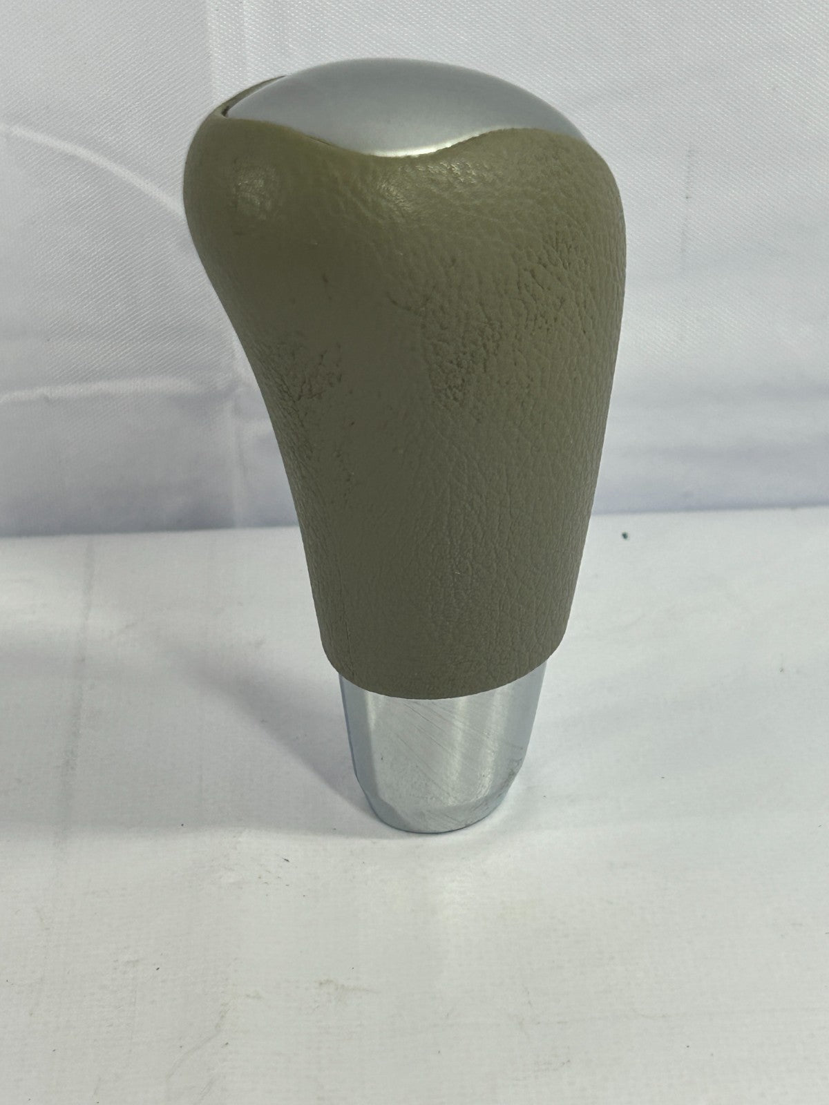 2009-2013 Subaru Forester Center Gear Shiffter Shift Knob Gray OEM 35160SC010