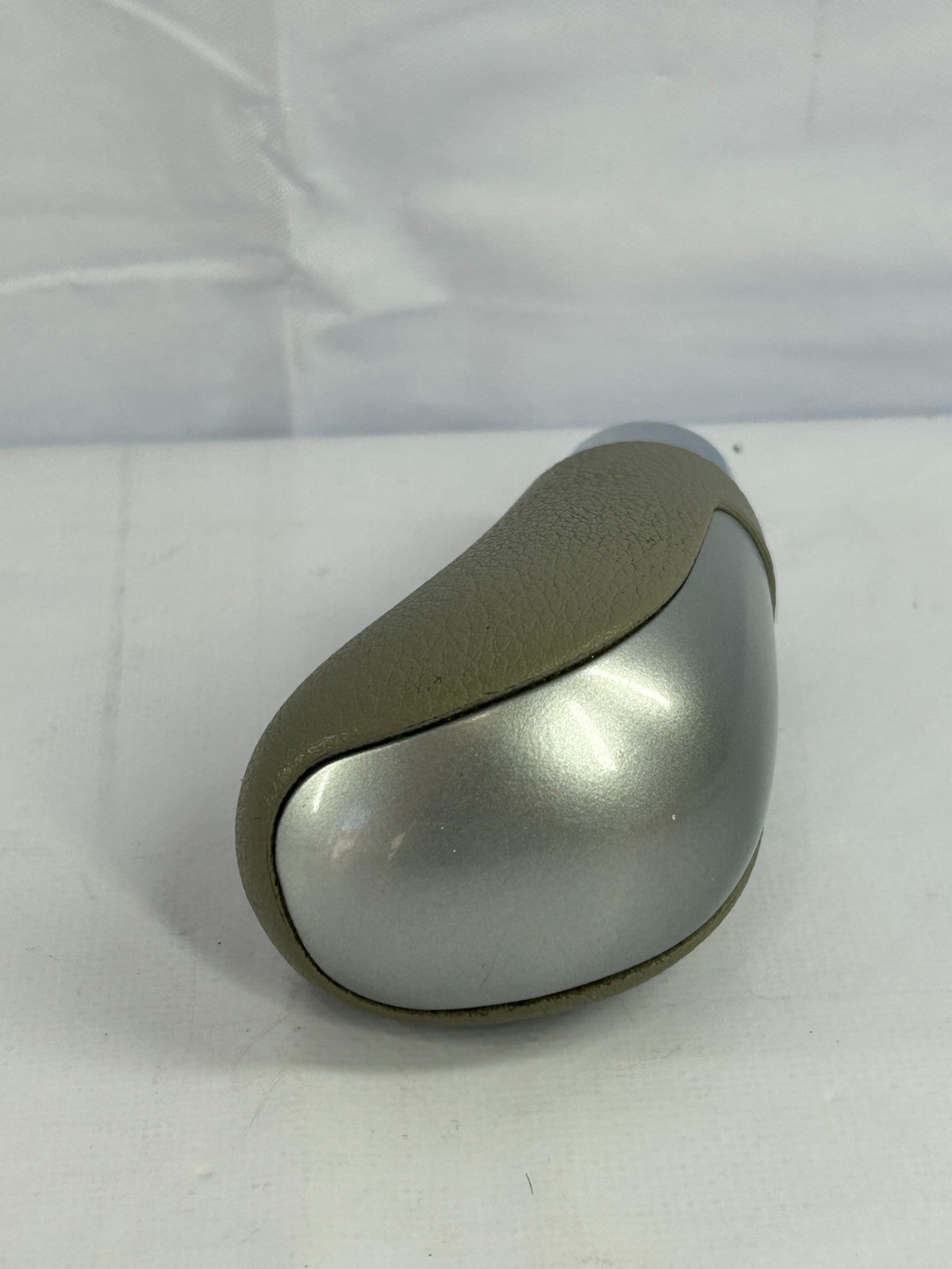 2009-2013 Subaru Forester Center Gear Shiffter Shift Knob Gray OEM 35160SC010