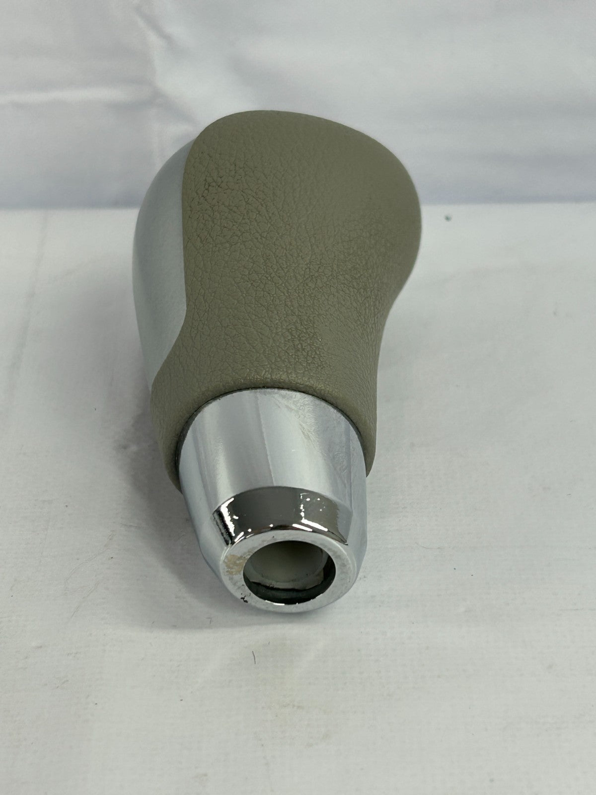 2009-2013 Subaru Forester Center Gear Shiffter Shift Knob Gray OEM 35160SC010