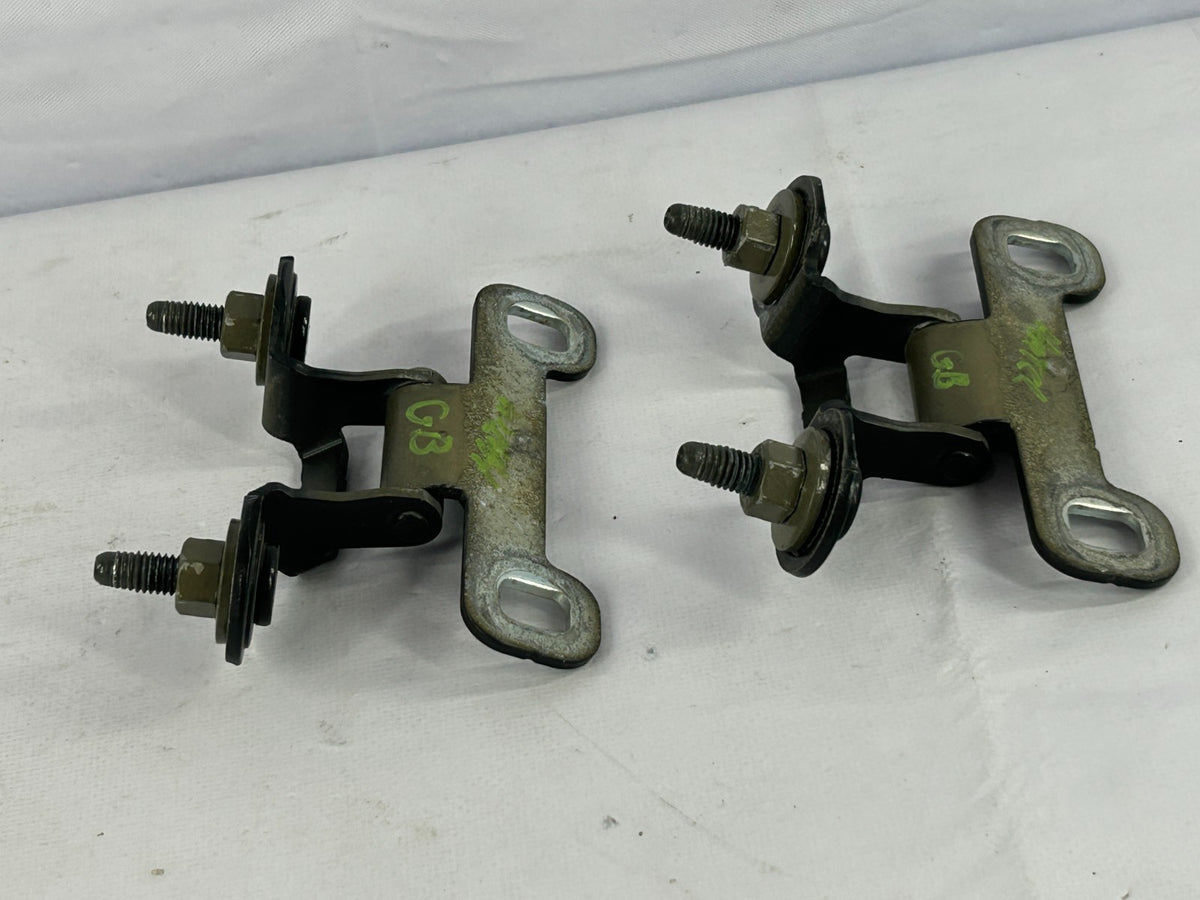 2007-2017 Jeep Patriot Liftgate Tailgate Hatch Door Hinges OEM 5116483AD