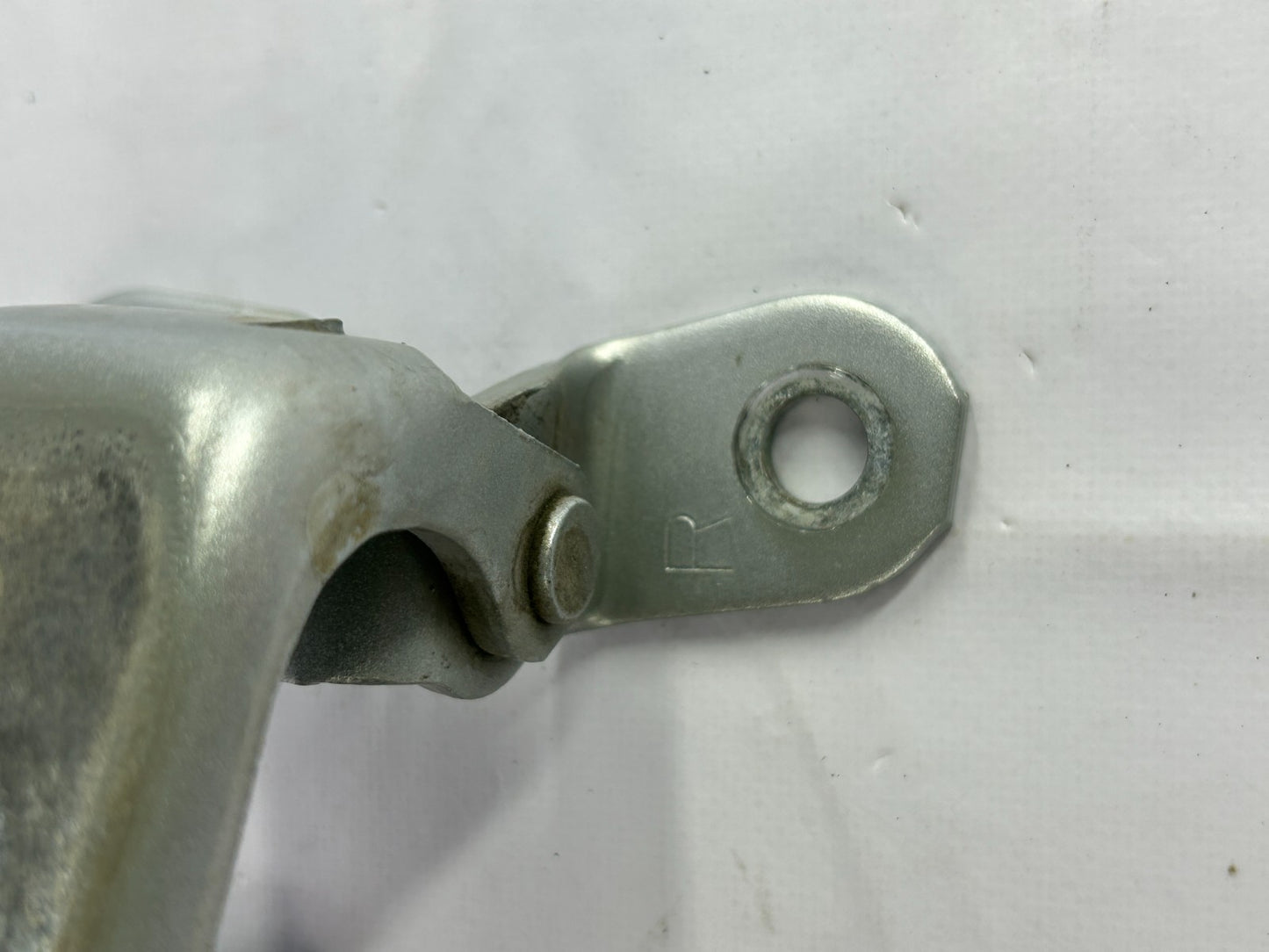 2003-2009 Toyota 4Runner Front Right Passenger Door Hinge Set OEM 68710-35031