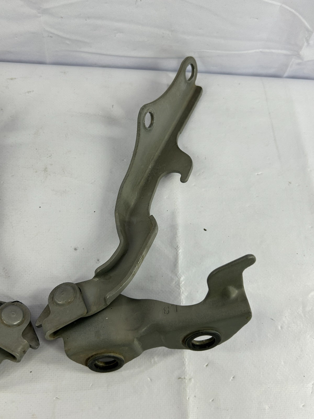 2001-2007 Toyota Sequoia Front Left Right Hood Hinge Set Gray OEM 53420-0C010