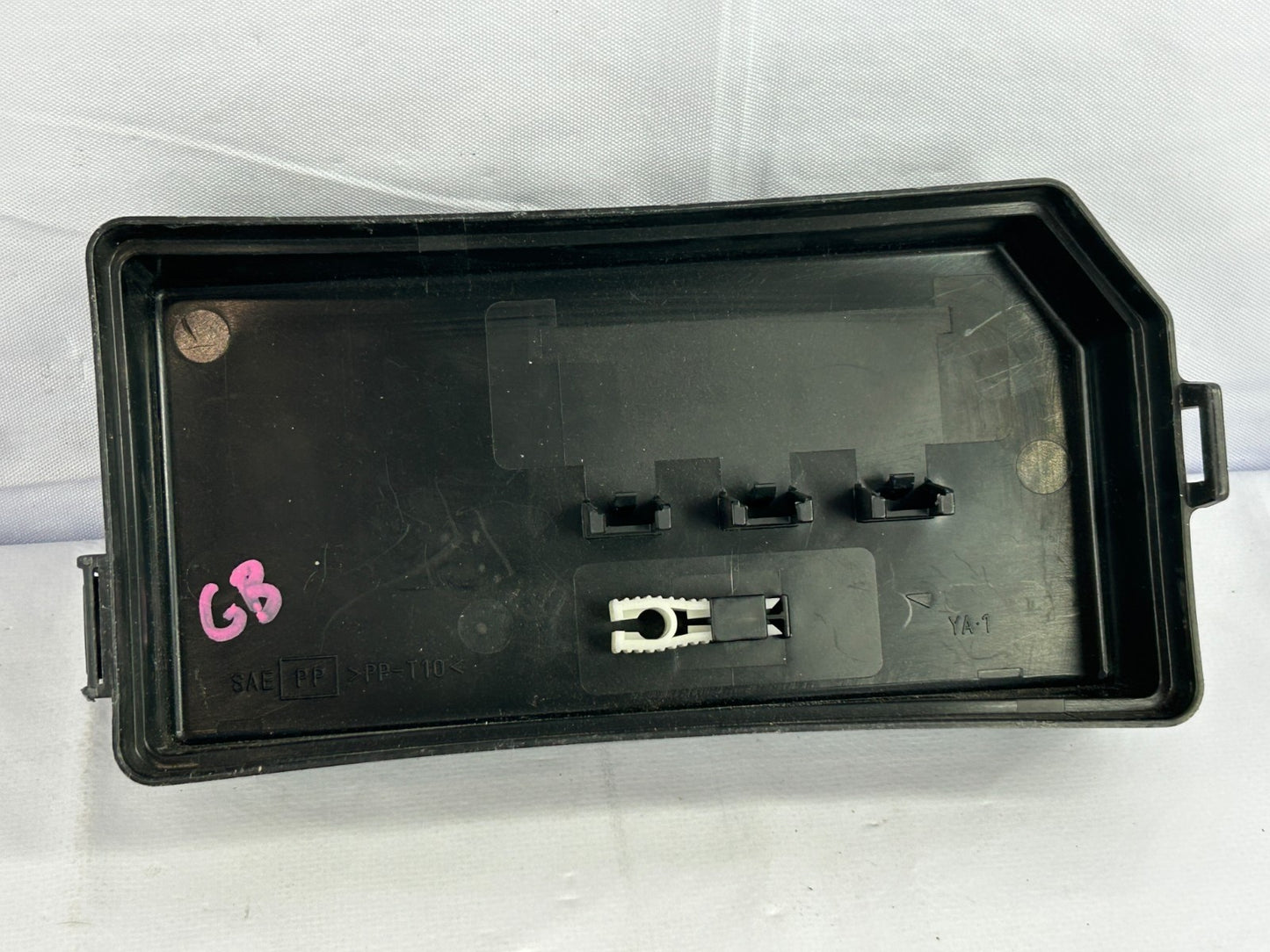 1996-1999 Toyota 4Runner Engine Fuse Relay Box Top Cover Lid OEM 82661-35580