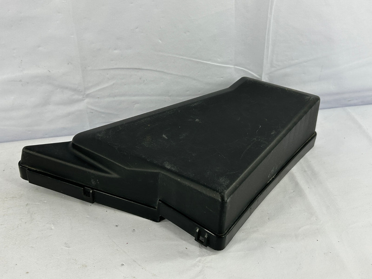 2005-2009 Subaru Outback Engine Fuse Relay Box Top Cover Lid OEM 82243AG00A