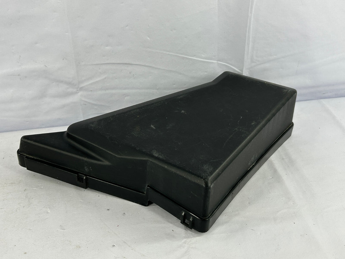 2005-2009 Subaru Outback Engine Fuse Relay Box Top Cover Lid OEM 82243AG00A
