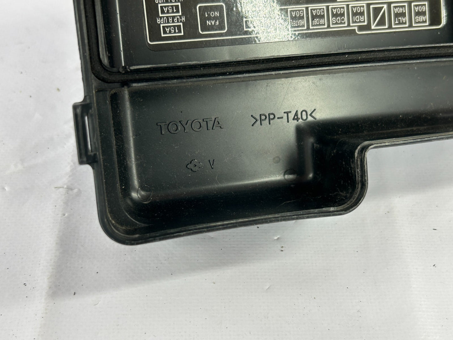 1999-2003 Lexus RX300 Engine Fuse Relay Box Top Cover Lid OEM 82672-48010