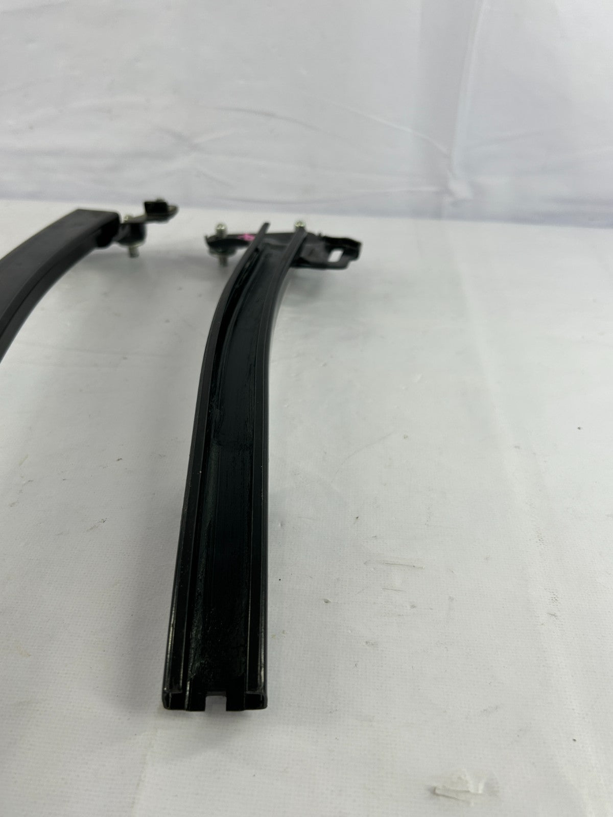 05-09 Subaru Outback Rear Right Door Window Sash Track Set of 2 OEM 62240AG120