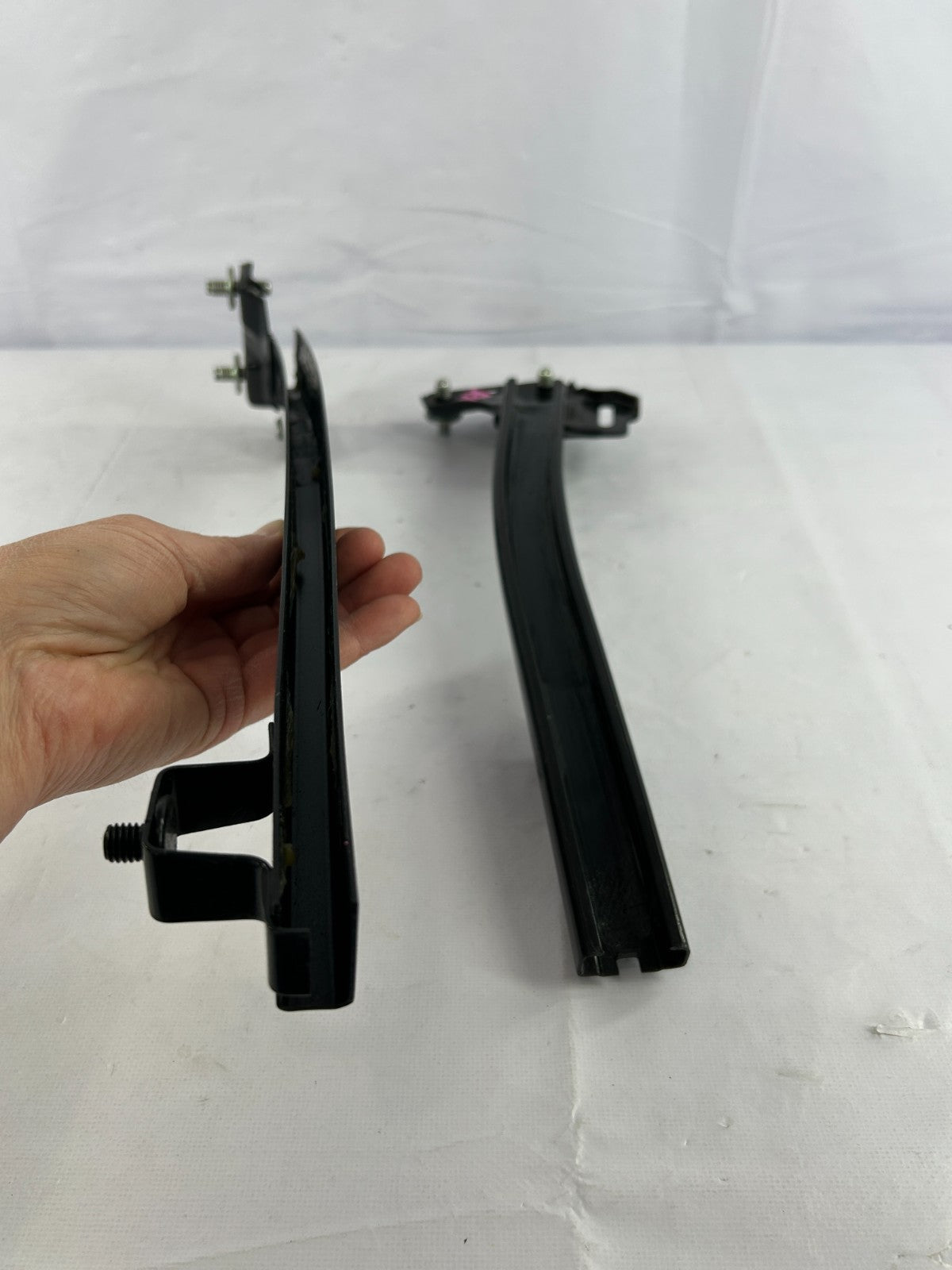 05-09 Subaru Outback Rear Right Door Window Sash Track Set of 2 OEM 62240AG120