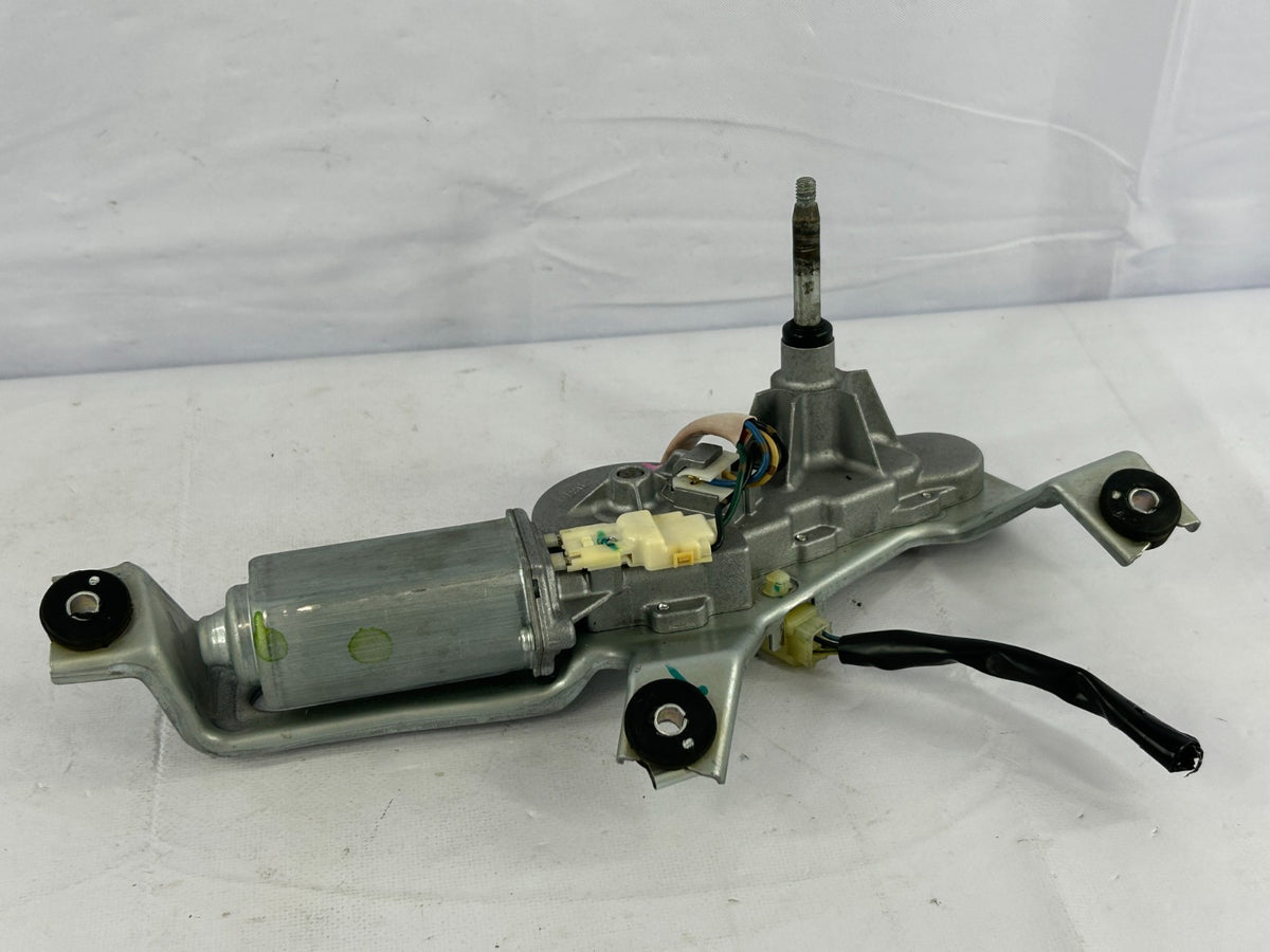 2005-2009 Subaru Outback Rear Windshield Wiper Motor Assembly OEM 86510AG15B