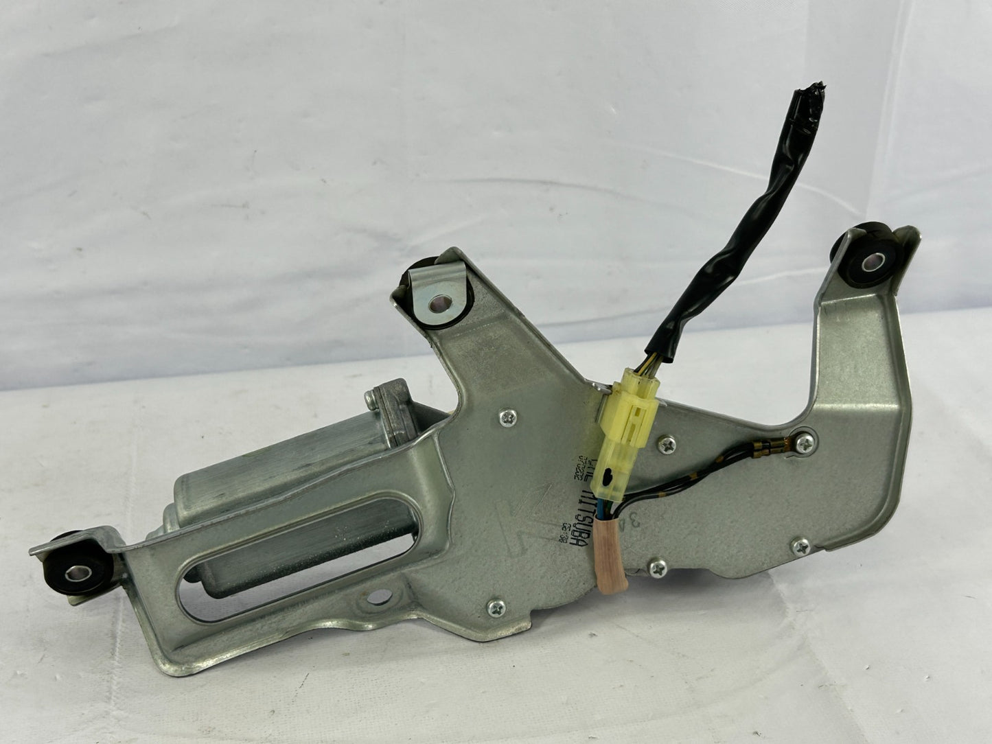 2005-2009 Subaru Outback Rear Windshield Wiper Motor Assembly OEM 86510AG15B