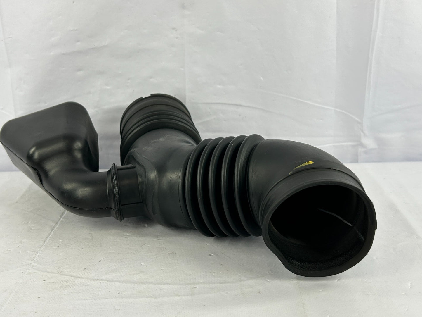 2005-2009 Subaru Outback Air Intake Duct Hose Pipe with Resonator OEM 14457AA45A