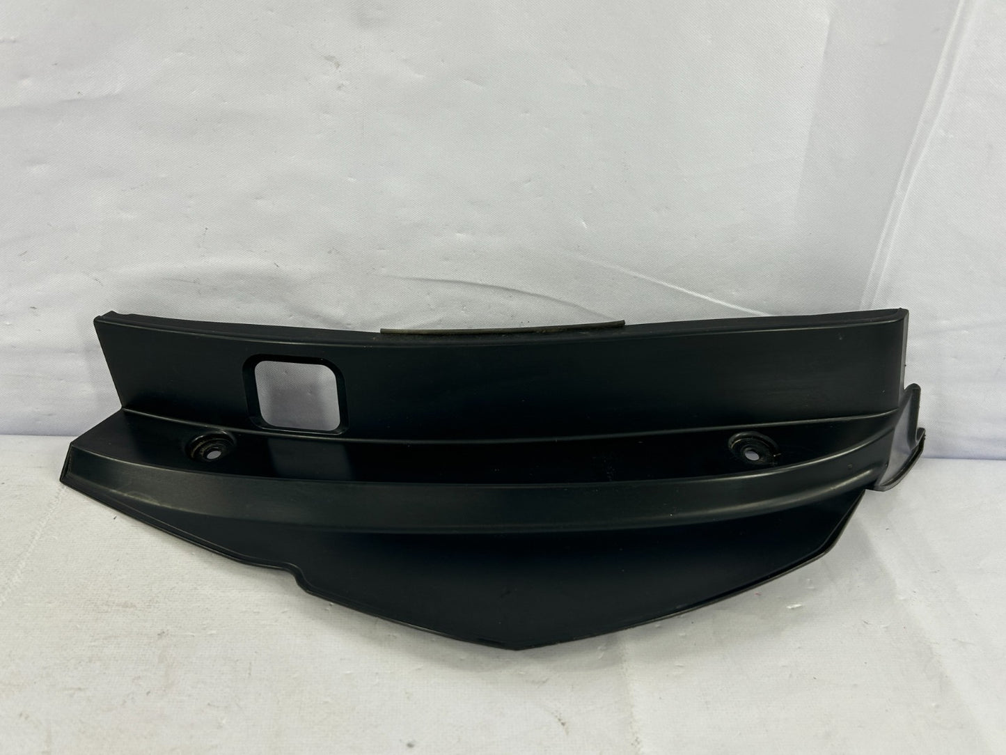 2005-2009 Subaru Outback Rear Right Tail Light Lamp Cover Trim OEM 84953AG08B