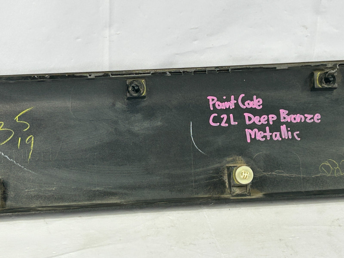 2005-2009 Subaru Legacy Outback Front Right Door Lower Molding C2L 91112AG28ANN