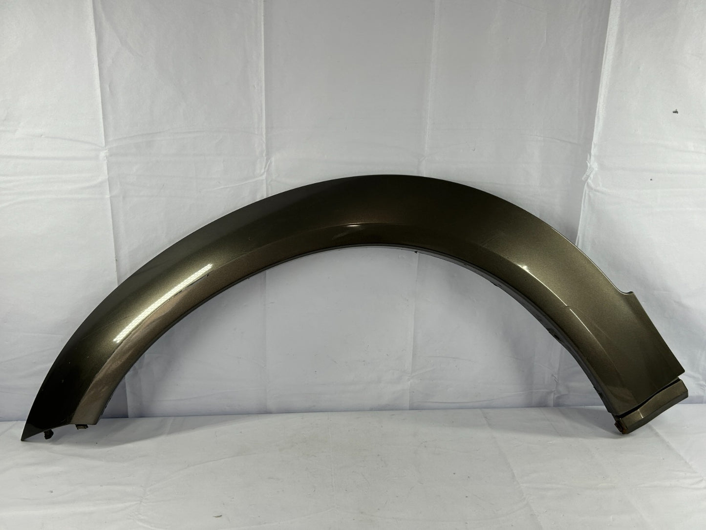 2005-2009 Subaru Outback Front Left Fender Flare Garnish Bronze OEM 91112AG23ANN
